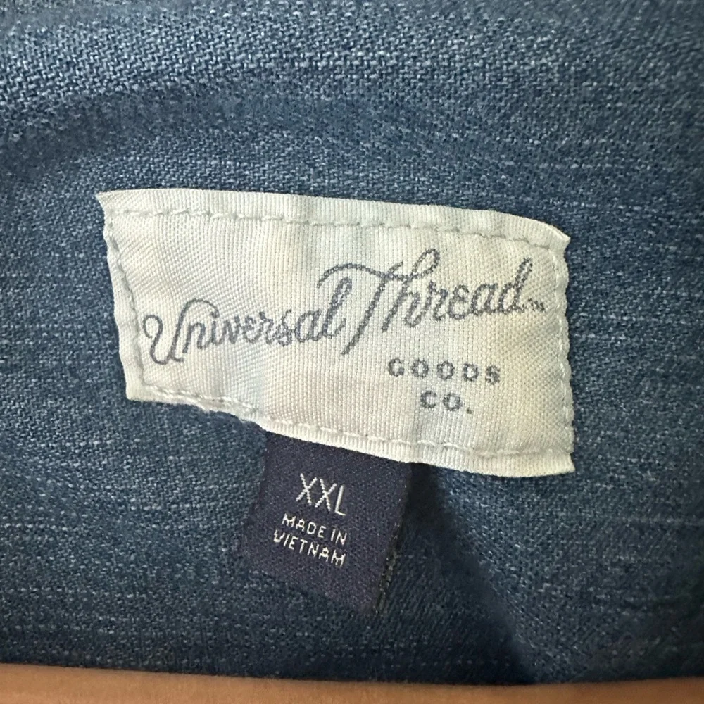 Universal Thread Blue Denim Shirt - Picture 8 of 9